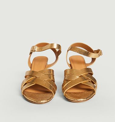 Cracked leather sandals