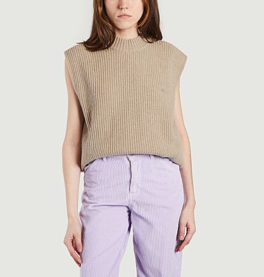 Sleeveless wool knit sweater