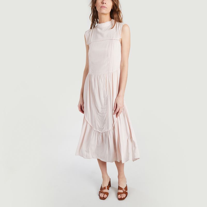 robe fluide sans manche