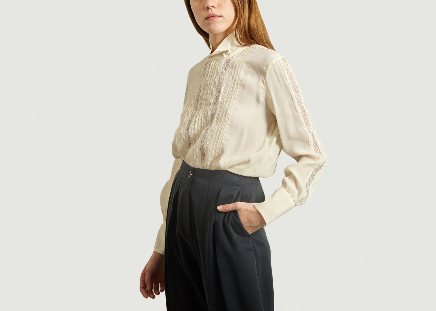 Soldes Blouse Crêpe Col Montant Dentelle Ecru See by Chloé ...