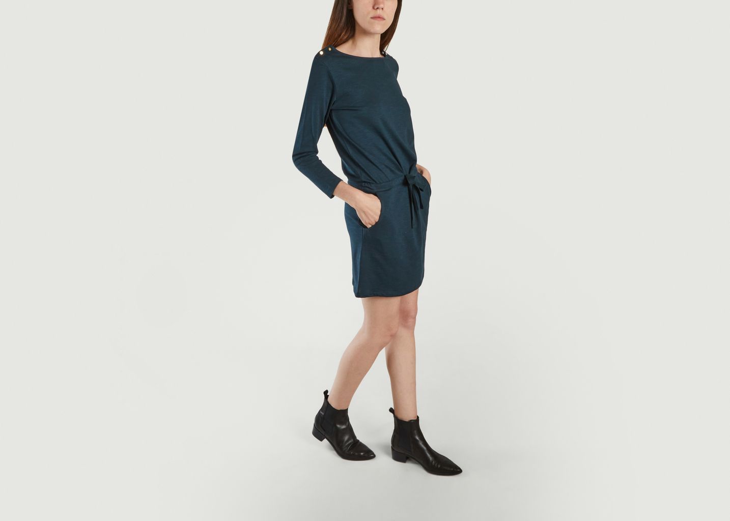 Robe Nu Nishi - Sessun