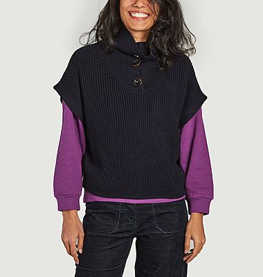 Eilean sleeveless sweater