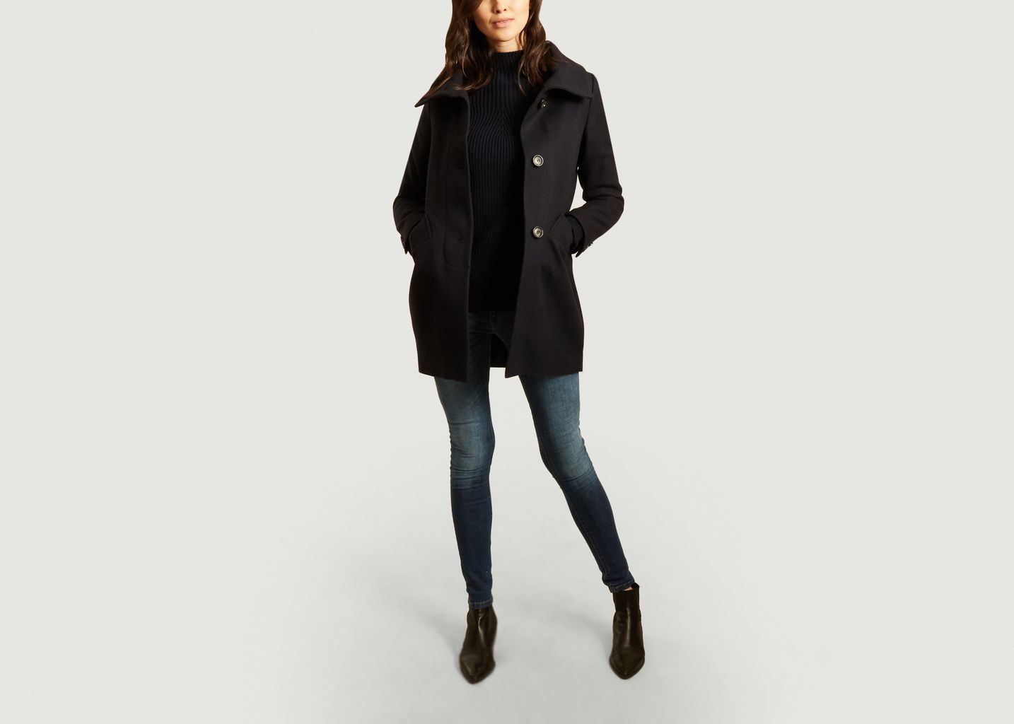 Manteau boutonné col haut Chera - Sessun