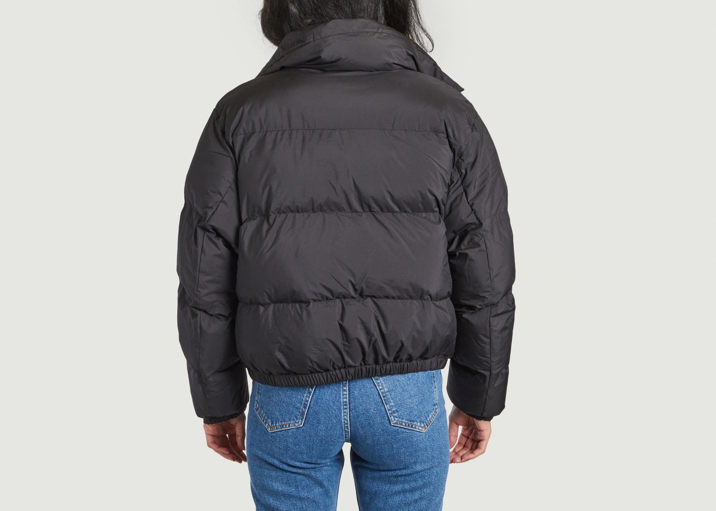 shu down jacket black