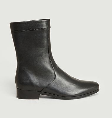 Ecaille leather boots