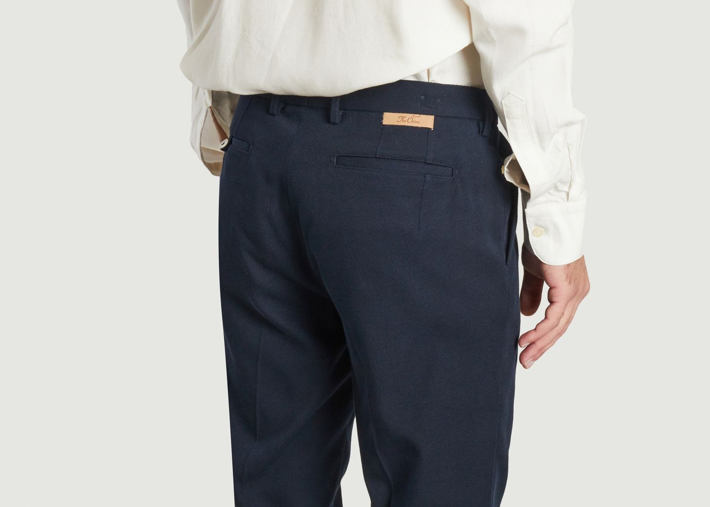 Chinohose TCR2310216 aus Bio-Lyocell.  - The Chino Revived