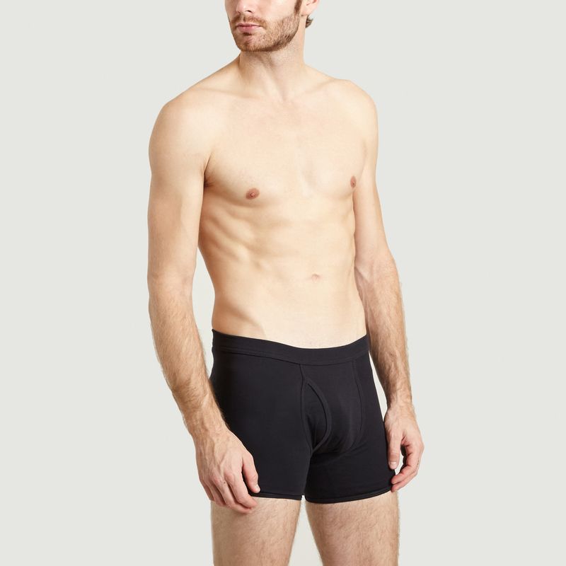 Boxer Willow - The White Briefs
