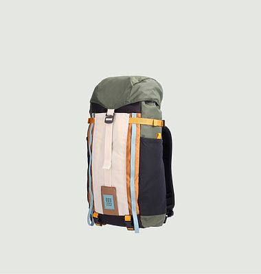 Mountain Pack 16L Backpack 