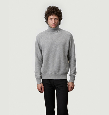 Cashmere turtleneck jumper