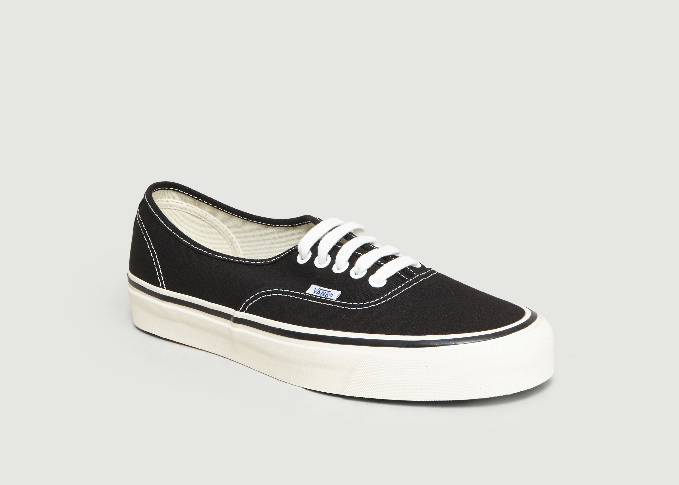 vans contact us email