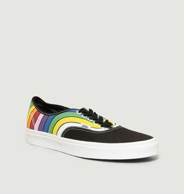 Sneakers Refract Authentic