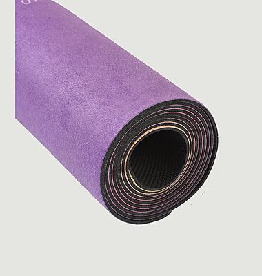 Gradient yoga mat with printed lettering