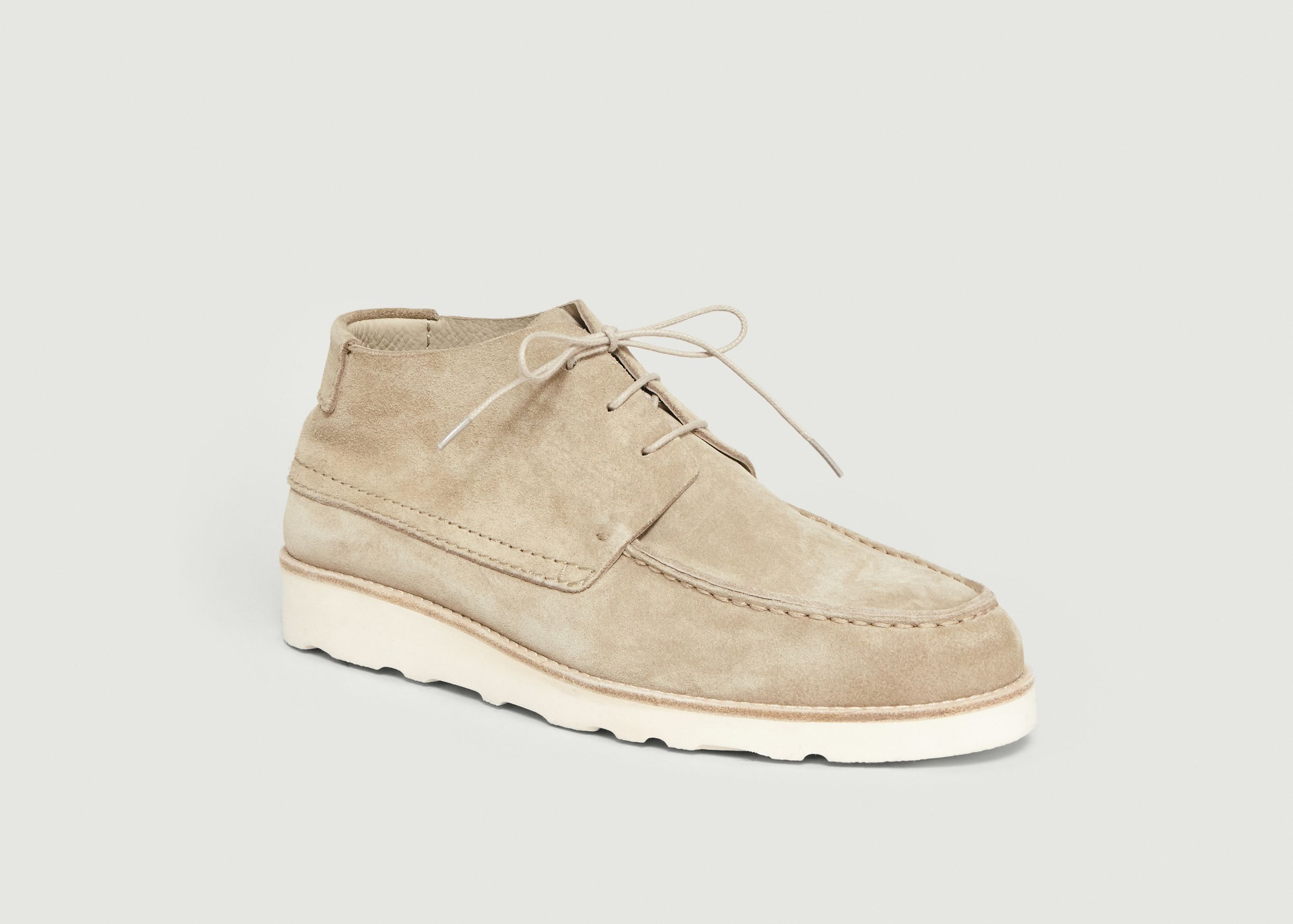 wallabee chukka boots